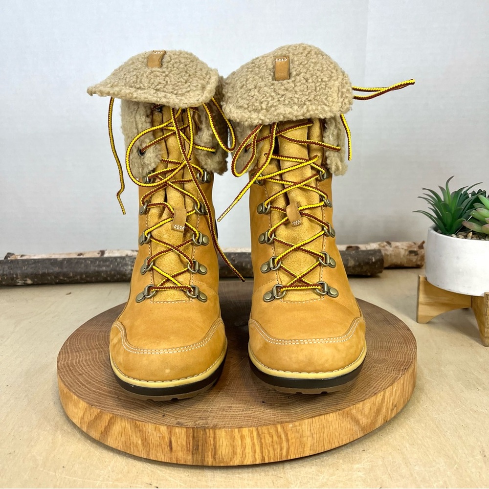 Timberland EK Meriden Warm-Lined Fold Down Wedge Boots – Wheat (Size 9.5) - Picture 9 of 16